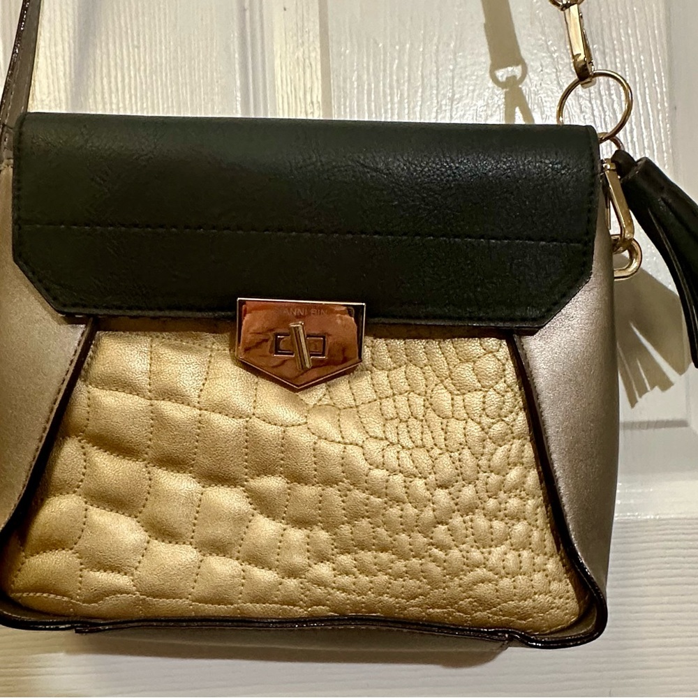 Gianni Bini Elegant Two-Tone Women's Bag